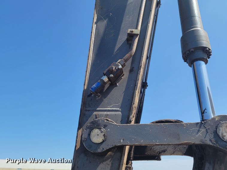 image for item KS9256 2013 John Deere 250G LC  excavator