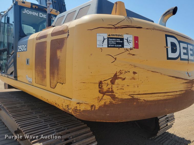 image for item KS9256 2013 John Deere 250G LC  excavator