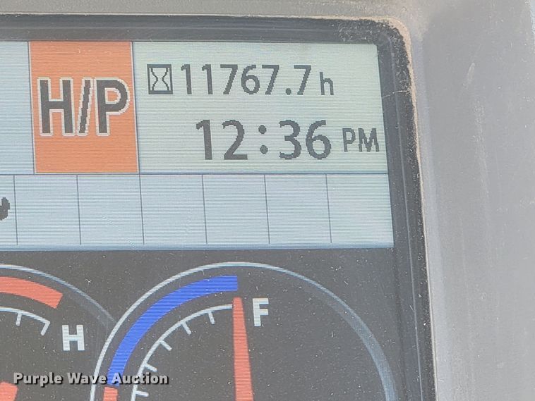 image for item KS9256 2013 John Deere 250G LC  excavator