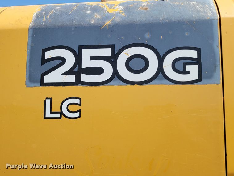 image for item KS9256 2013 John Deere 250G LC  excavator
