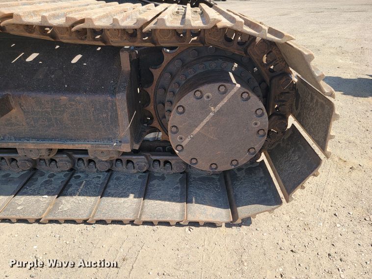 image for item KS9256 2013 John Deere 250G LC  excavator