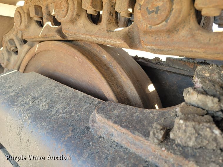 image for item KS9256 2013 John Deere 250G LC  excavator