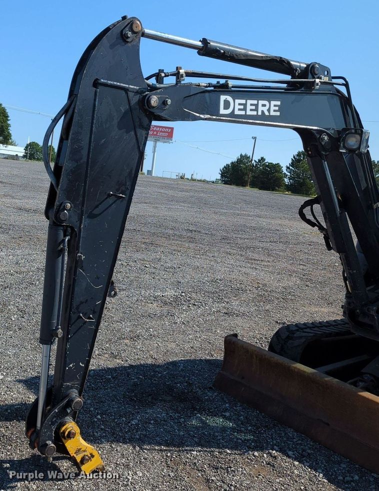 image for item KW9041 2017 John Deere 35G  mini excavator