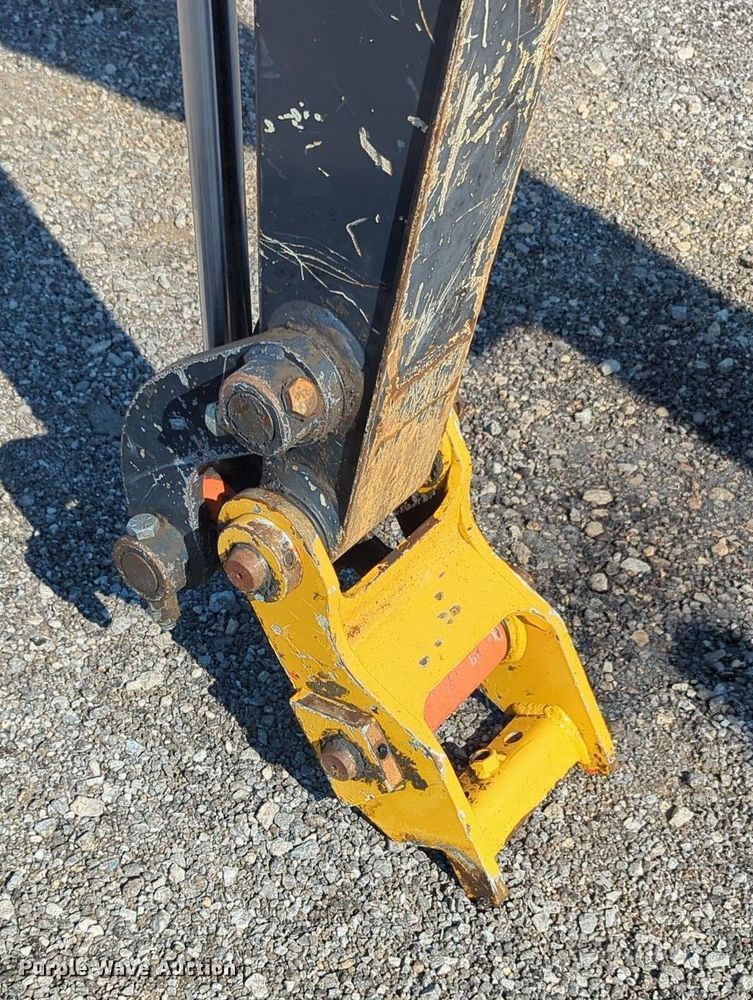 image for item KW9041 2017 John Deere 35G  mini excavator