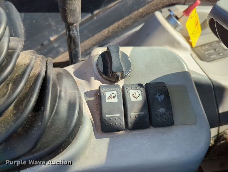 image for item KW9041 2017 John Deere 35G  mini excavator