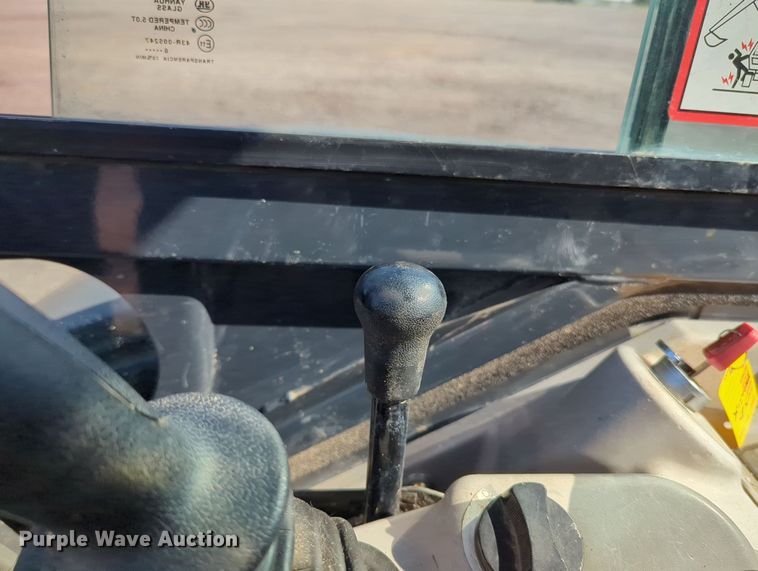 image for item KW9041 2017 John Deere 35G  mini excavator