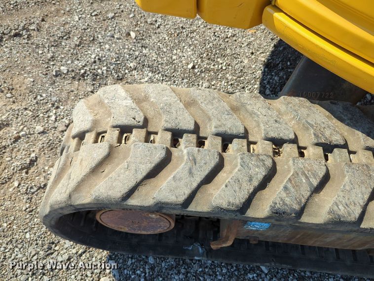 image for item KW9041 2017 John Deere 35G  mini excavator