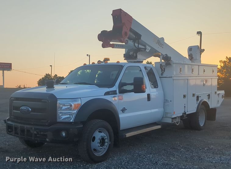 image for item KW9052 2016 Ford F550  bucket truck