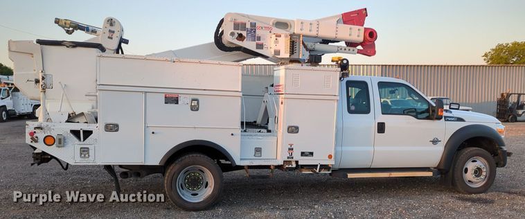 image for item KW9052 2016 Ford F550  bucket truck