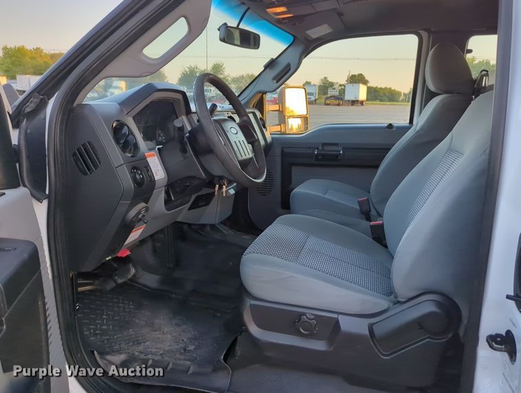 image for item KW9052 2016 Ford F550  bucket truck