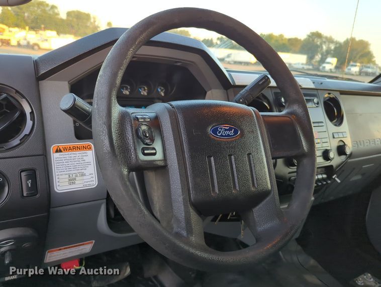 image for item KW9052 2016 Ford F550  bucket truck