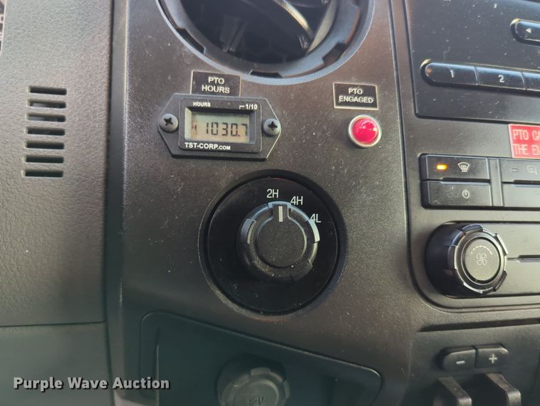 image for item KW9052 2016 Ford F550  bucket truck