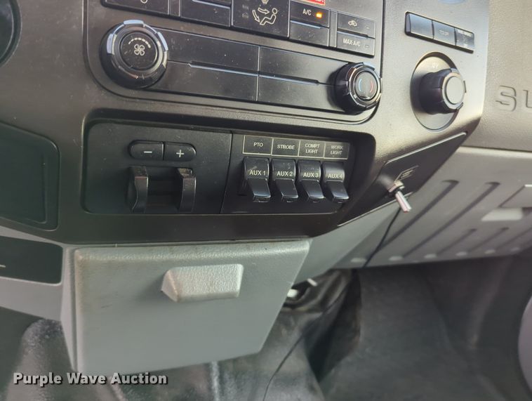 image for item KW9052 2016 Ford F550  bucket truck