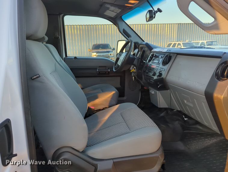 image for item KW9052 2016 Ford F550  bucket truck