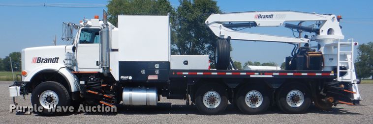 image for item KW9066 2006 Peterbilt 357  tri-drive crane truck