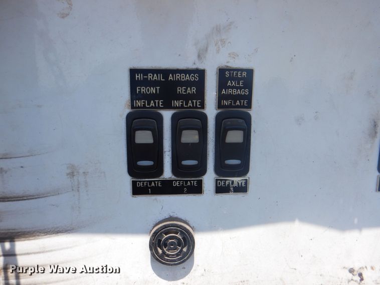 image for item KW9066 2006 Peterbilt 357  tri-drive crane truck