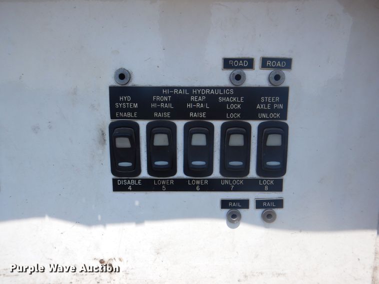 image for item KW9066 2006 Peterbilt 357  tri-drive crane truck