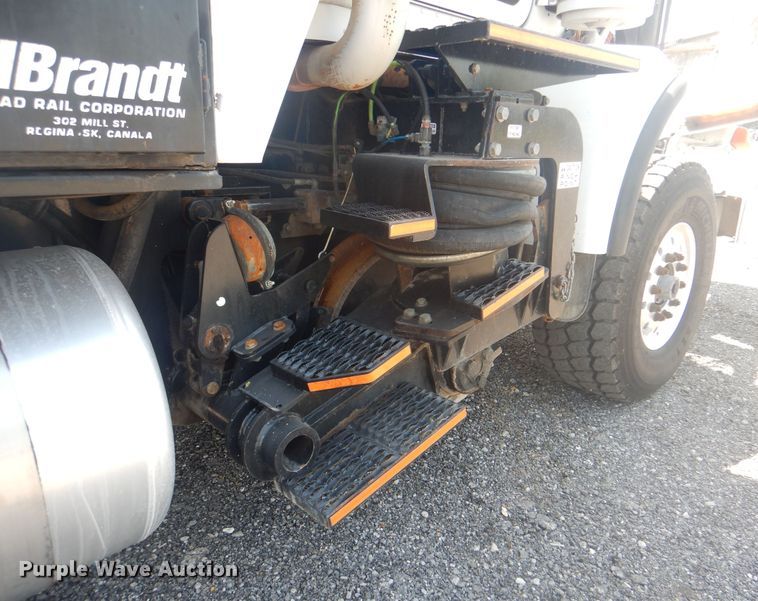 image for item KW9066 2006 Peterbilt 357  tri-drive crane truck