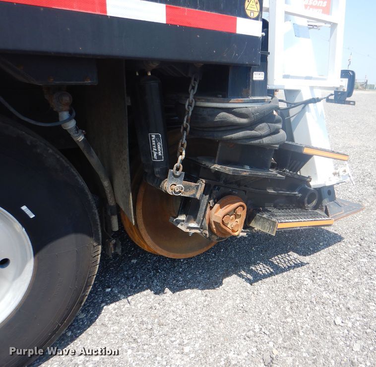 image for item KW9066 2006 Peterbilt 357  tri-drive crane truck