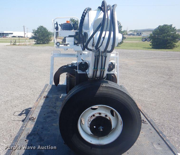 image for item KW9066 2006 Peterbilt 357  tri-drive crane truck