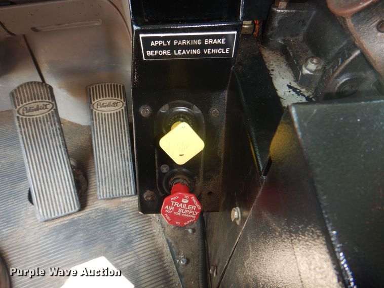 image for item KW9066 2006 Peterbilt 357  tri-drive crane truck