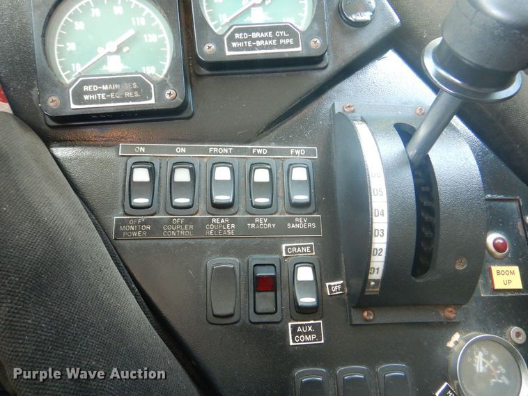 image for item KW9066 2006 Peterbilt 357  tri-drive crane truck