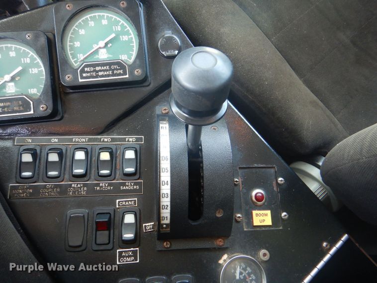 image for item KW9066 2006 Peterbilt 357  tri-drive crane truck