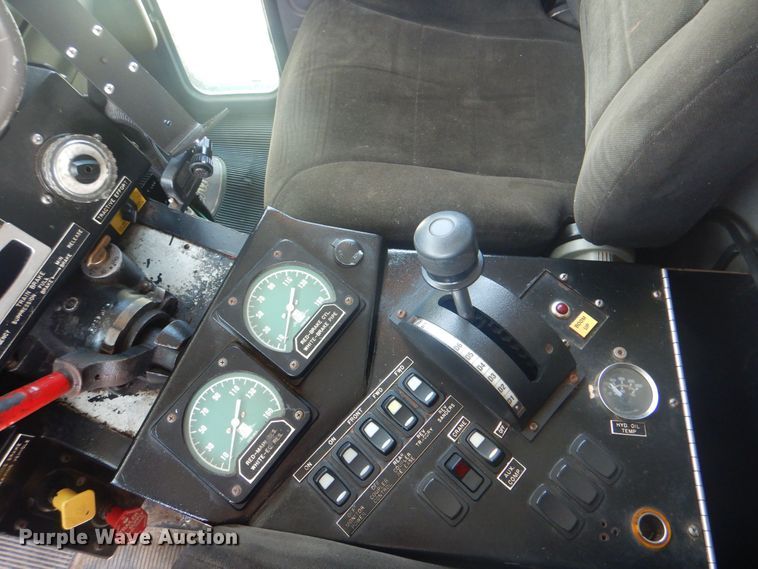 image for item KW9066 2006 Peterbilt 357  tri-drive crane truck