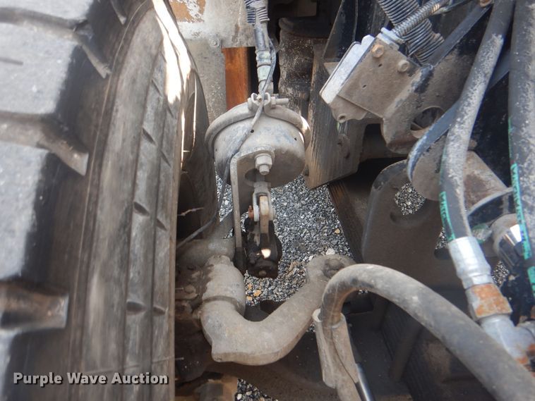 image for item KW9066 2006 Peterbilt 357  tri-drive crane truck