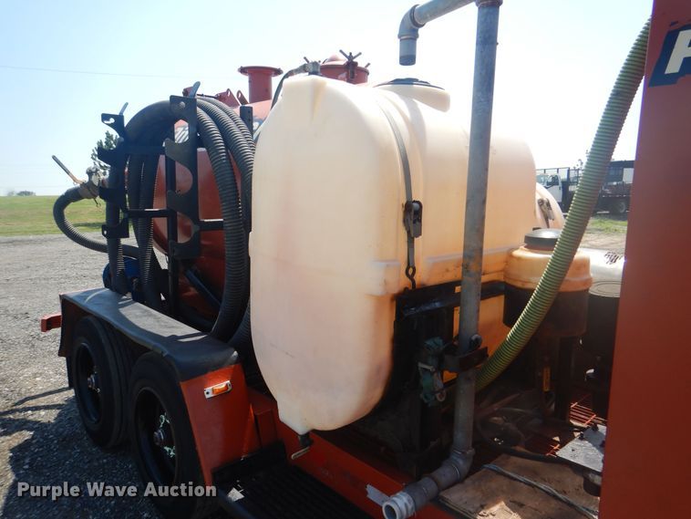 image for item KW9069 2011 Ditch Witch FX60  vacuum excavator