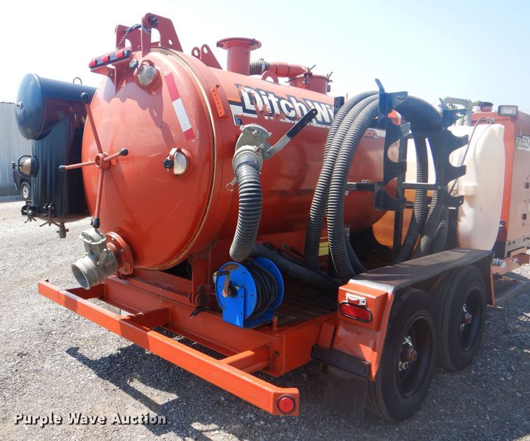 image for item KW9069 2011 Ditch Witch FX60  vacuum excavator