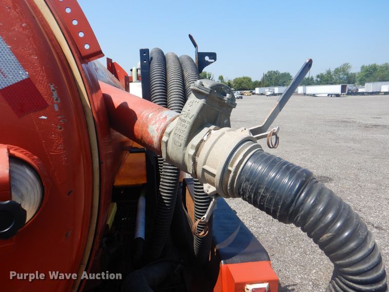 image for item KW9069 2011 Ditch Witch FX60  vacuum excavator