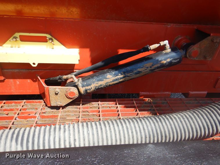 image for item KW9069 2011 Ditch Witch FX60  vacuum excavator