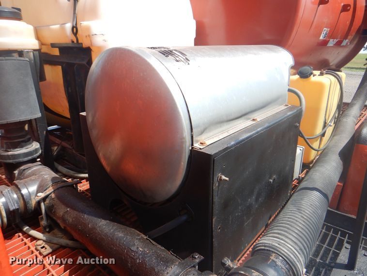 image for item KW9069 2011 Ditch Witch FX60  vacuum excavator