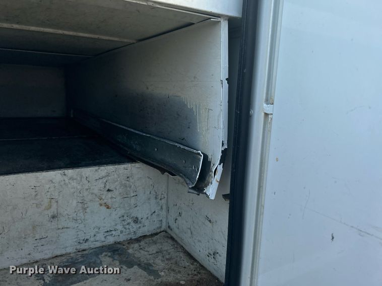 image for item KW9076 2006 Freightliner Business Class M2  bucket truck