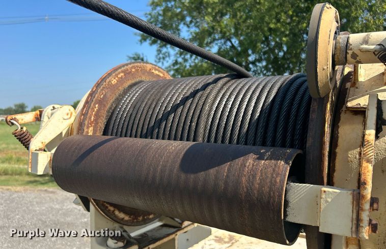 image for item KW9077 1995 Lorain LRT445  crane