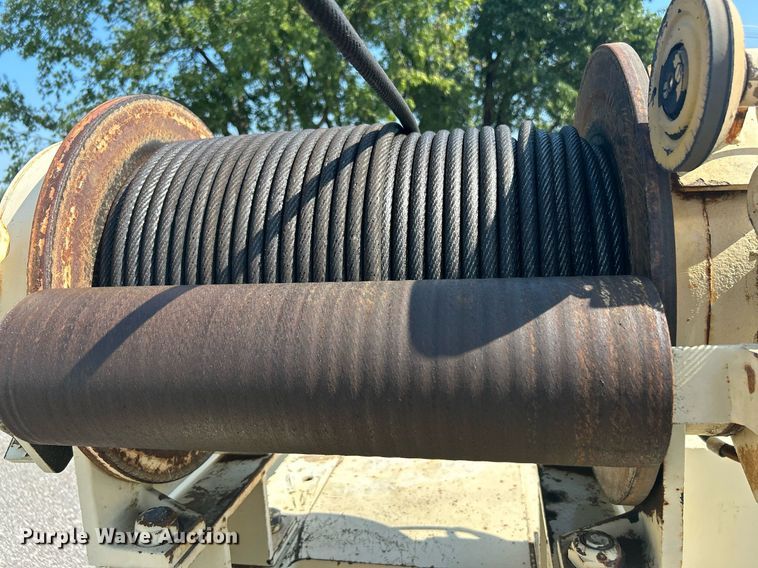 image for item KW9077 1995 Lorain LRT445  crane