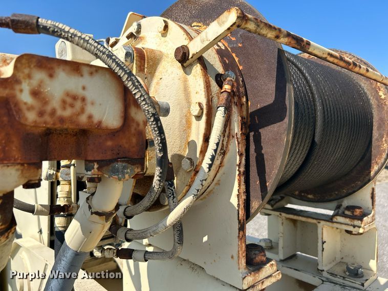 image for item KW9077 1995 Lorain LRT445  crane