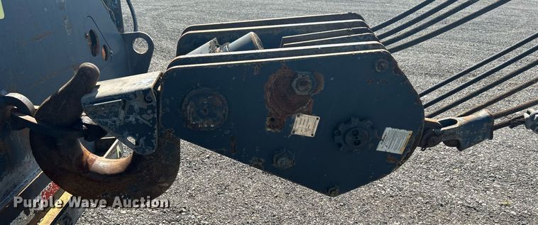 image for item KW9077 1995 Lorain LRT445  crane