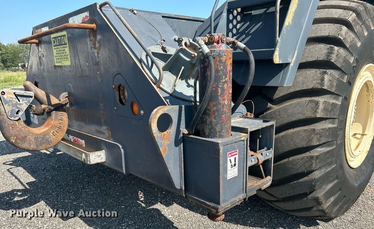 image for item KW9077 1995 Lorain LRT445  crane