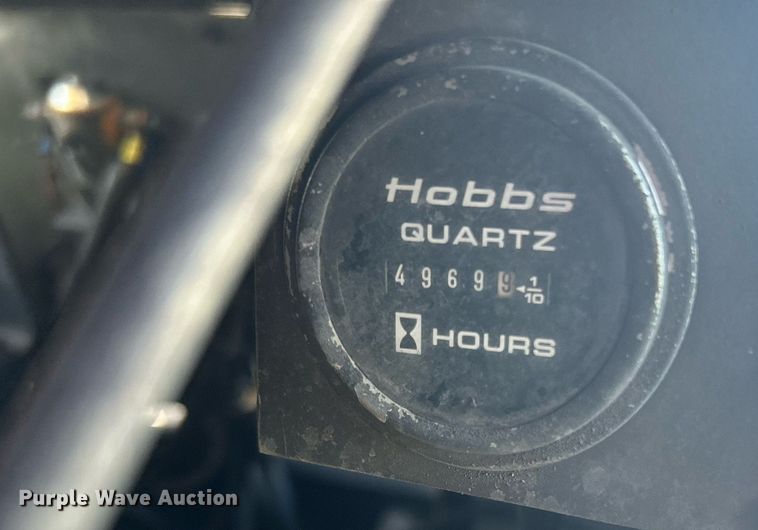 image for item KW9077 1995 Lorain LRT445  crane