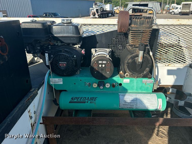 image for item KW9078 2013 Chevrolet Silverado 3500HD  Ext. Cab utility bed pickup truck