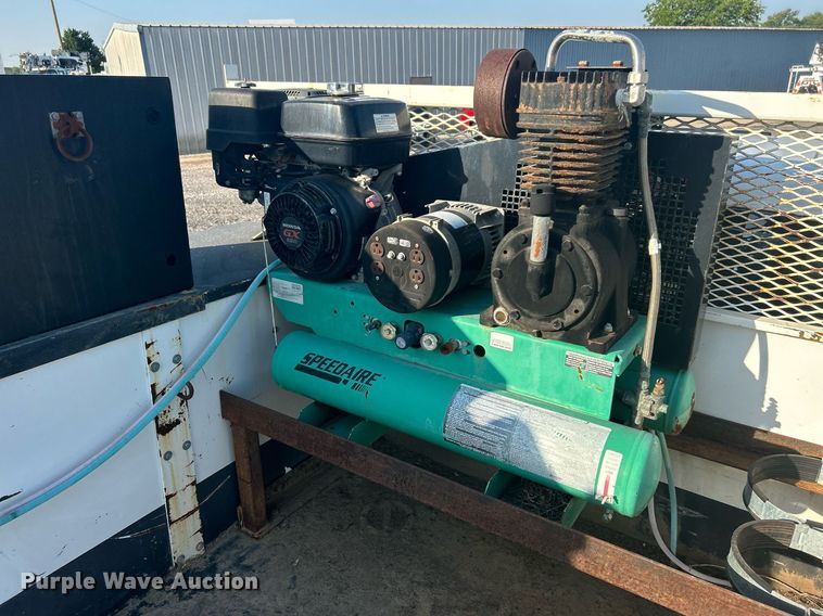 image for item KW9078 2013 Chevrolet Silverado 3500HD  Ext. Cab utility bed pickup truck