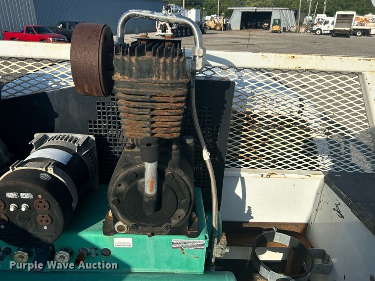 image for item KW9078 2013 Chevrolet Silverado 3500HD  Ext. Cab utility bed pickup truck