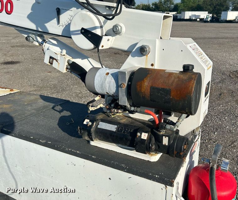 image for item KW9078 2013 Chevrolet Silverado 3500HD  Ext. Cab utility bed pickup truck