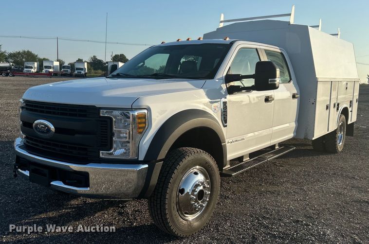 image for item KW9080 2018 Ford F450 Super Duty  Crew Cab utility / service truck