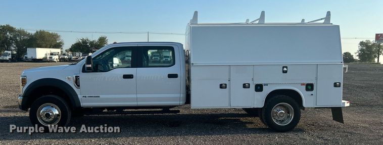 image for item KW9080 2018 Ford F450 Super Duty  Crew Cab utility / service truck