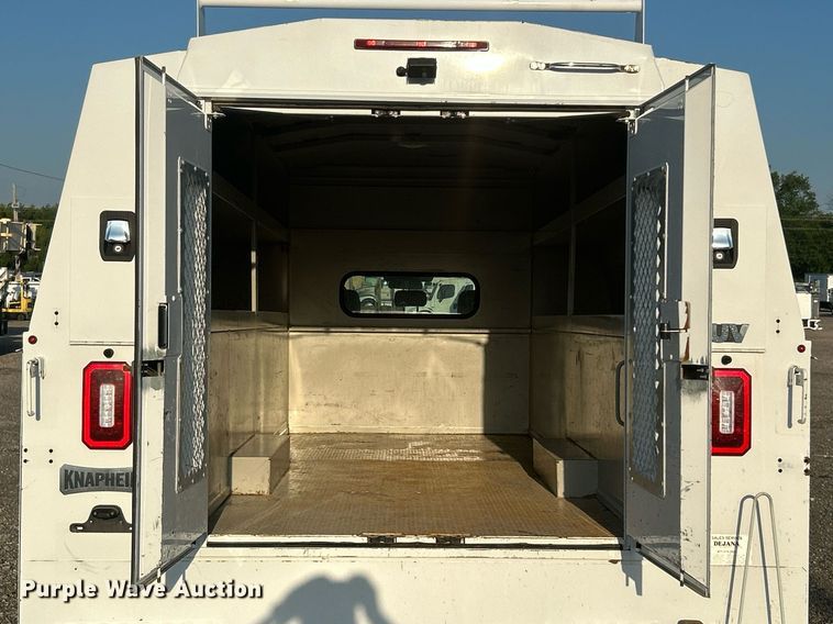 image for item KW9080 2018 Ford F450 Super Duty  Crew Cab utility / service truck