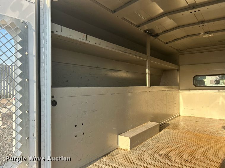 image for item KW9080 2018 Ford F450 Super Duty  Crew Cab utility / service truck