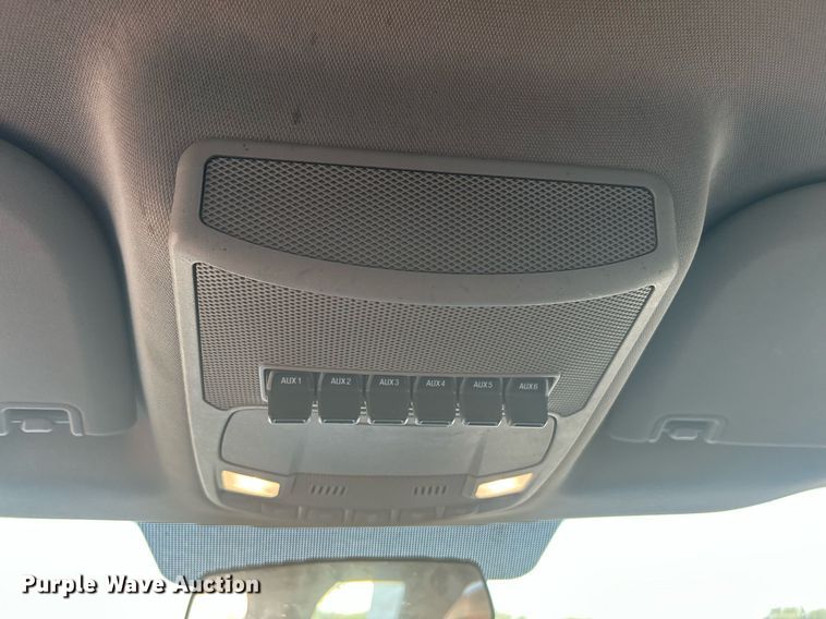 image for item KW9080 2018 Ford F450 Super Duty  Crew Cab utility / service truck